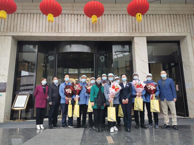 【28】3月28日山东援助湖北医疗队第三批52人返鲁