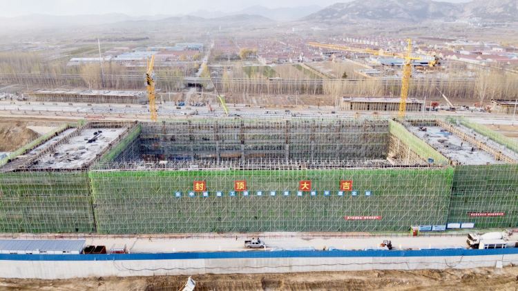 【潍莱】潍莱高铁莱西北站、平度北站主体结构正式封顶 为后续建设工作打下坚实基础