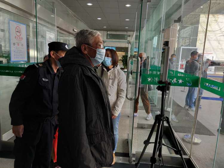 【书城】青岛市图书馆恢复开放 方所书店、栈桥书店等实体书店也相继复工