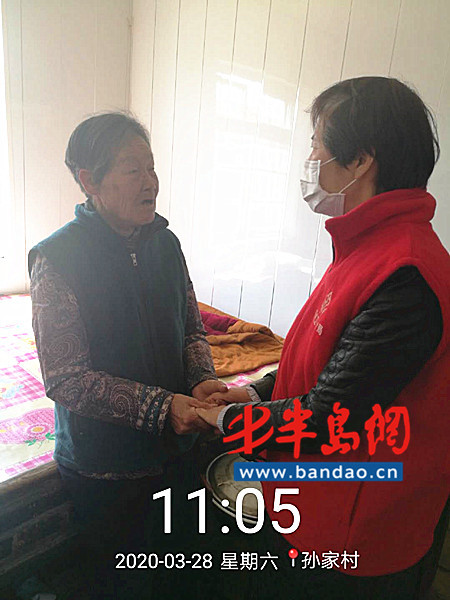 『建档立卡』胶州：对建档立卡贫困户健康情况进行指导