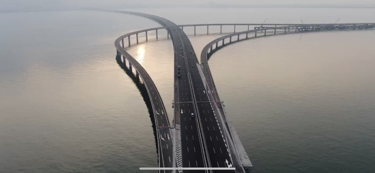 连接线：一线探访：连接线一通 胶州融入青岛“半小时生活圈”