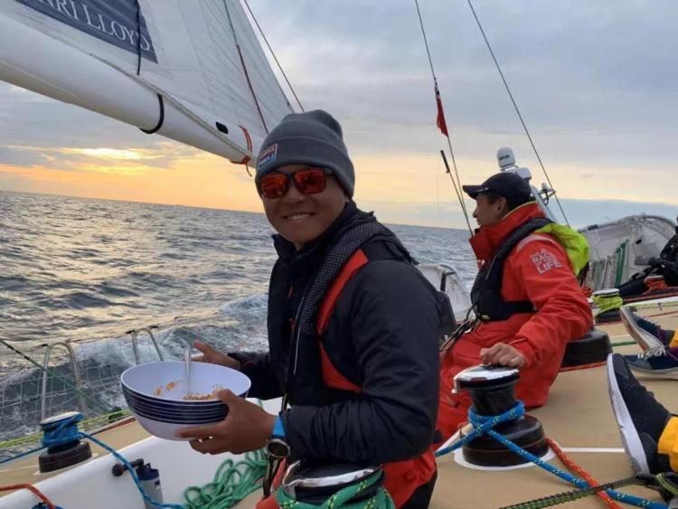 [航海日志]驾驶帆船 半年航行两万多海里 青岛小伙隔离期间分享航海日志