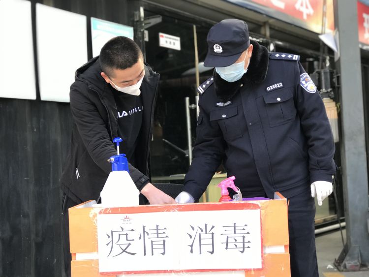 「暖心」呵护居民服务企业 市北社区民警王红昌岗位上默默发光发热