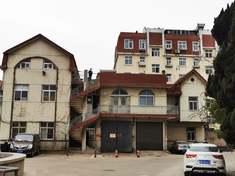 『粮库』青岛第一粮库将变身新金融产业园 计划5月份实现局部开园运营