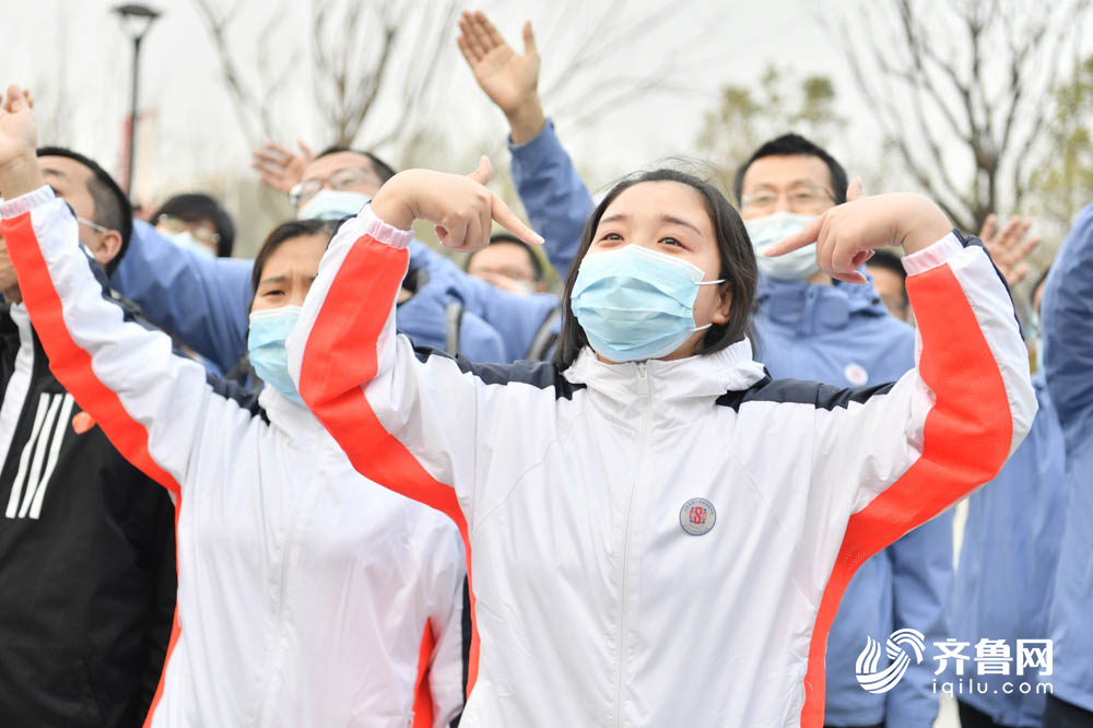 返鲁@山东首批返鲁援助湖北医疗队结束集中休整 今日启程回家