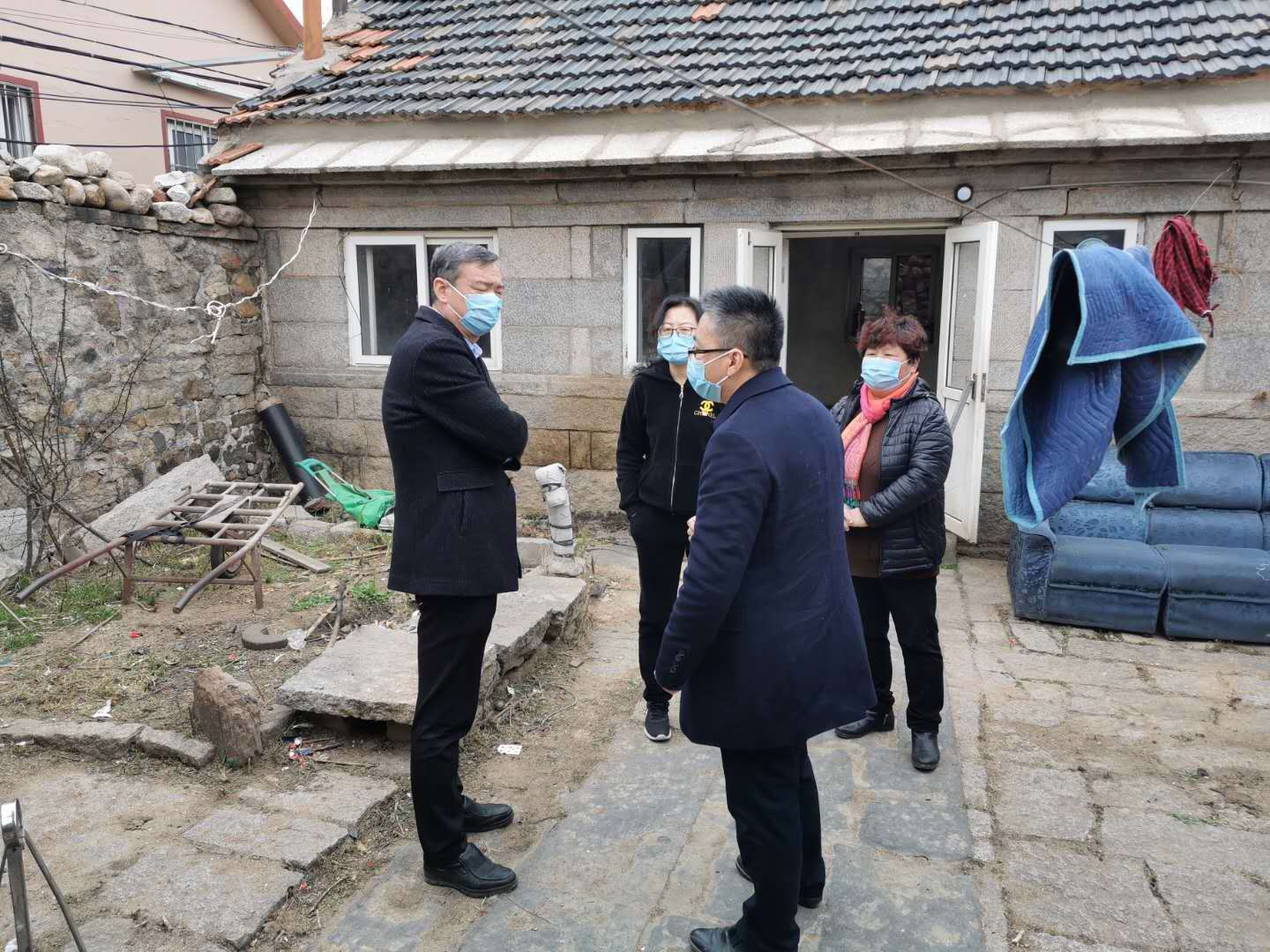 初心■党员服务形式多 主题党日践初心 王哥庄街道机关党总支开展形式多样的主题党日活动