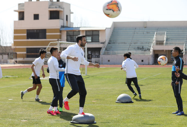 #实现目标#外援归队先表决心 要努力帮青岛黄海队实现目标