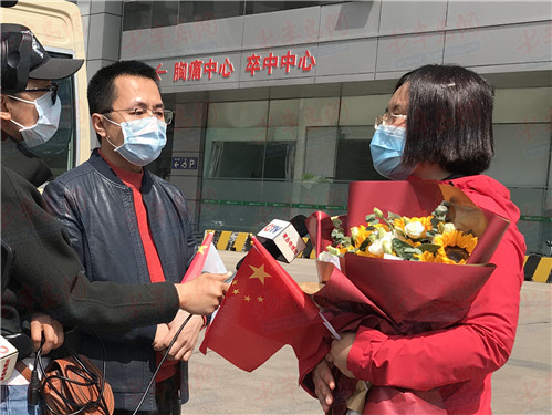 「援鄂」终于团圆啦！青岛第一批援鄂医疗队员结束隔离平安返青