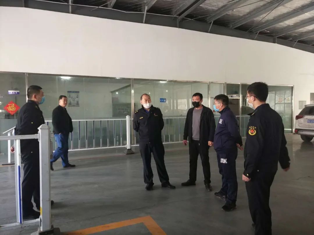 综合执法@西海岸综合执法部门开展执法车辆使用管理情况专项监督检查 进一步加强公务用车规范化