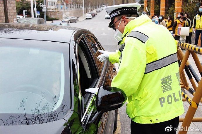 [联控]崂山交警大队为辖区幼儿园提供有效安全保障 完善联防联控机制开展应急处置演练