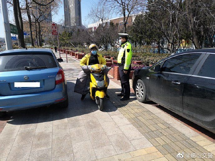 送餐@崂山交警提高警力投入 加大快递送餐车辆违法行为整治力度