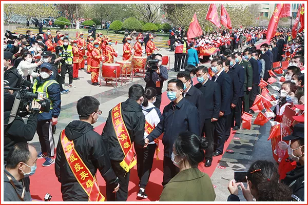 #援鄂#潍坊市中医院最高礼遇迎接援鄂战疫英雄回家