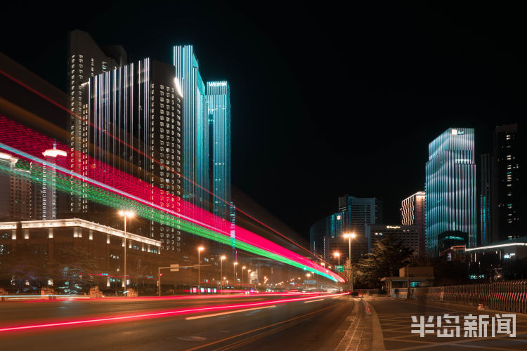 「疫霾」逛商场、品美食、听海观灯 疫霾消散夜色青岛“醒来了”