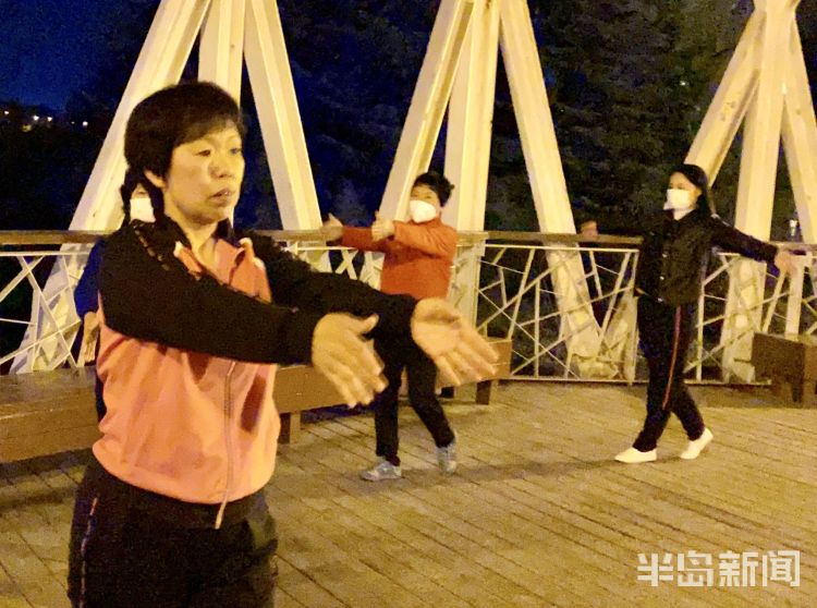 『李村河』灯光摇曳繁花似锦 夜游李村河看不一样的美景