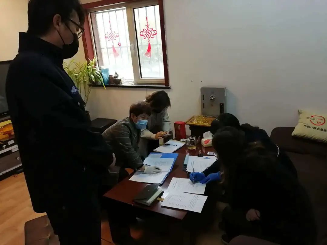 「两不误」崂山网格员在行动：齐头并进广宣传 排查罂粟两不误