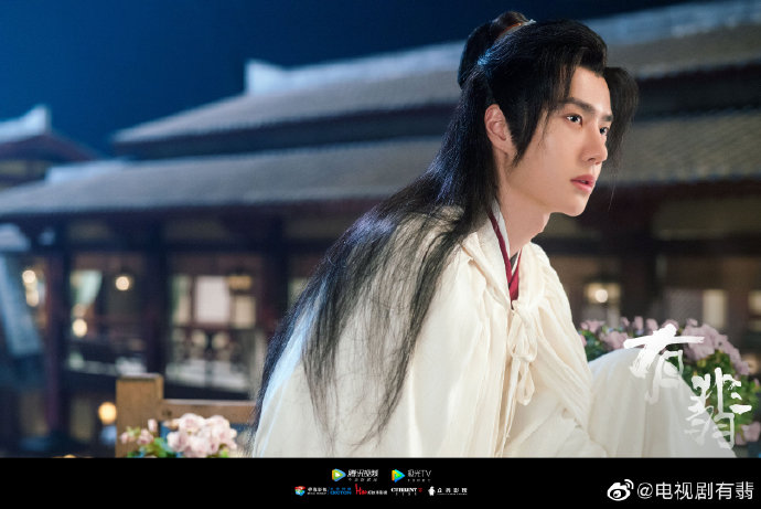 「有翡」《有翡》再發(fā)趙麗穎、王一博新劇照 網(wǎng)友：快播吧求求了