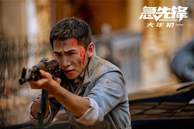 『唐季』唐季禮透露《急先鋒》不會(huì)網(wǎng)播 9部影視作品在籌備中