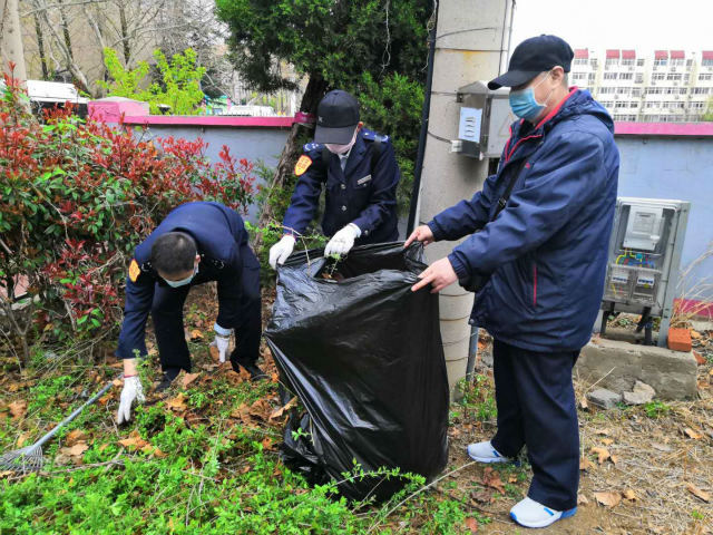 『爱卫』防疫有我爱卫同行 青岛市北巴士开展卫生大扫除活动