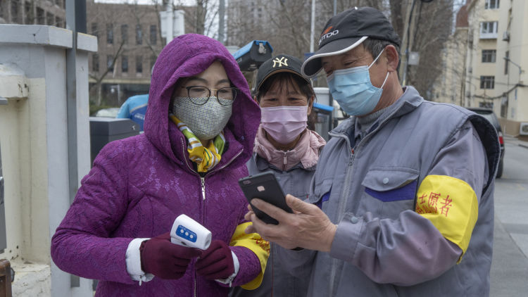 『捐款捐物』青岛市军休一中心：捐款捐物战一线 银发丹心战疫情