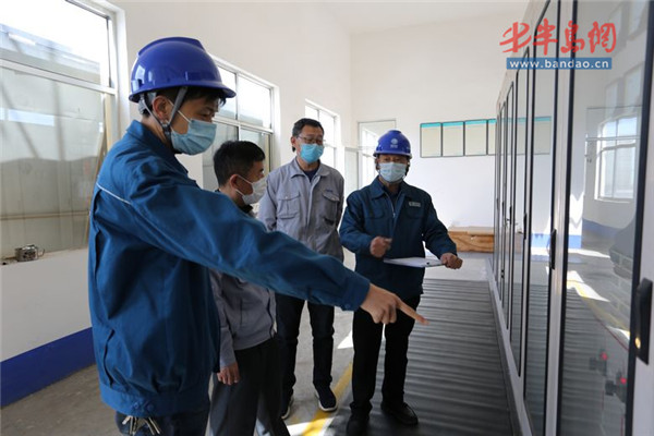 「供电」诸城市供电公司迁移改造主变，进一步提升供电能力