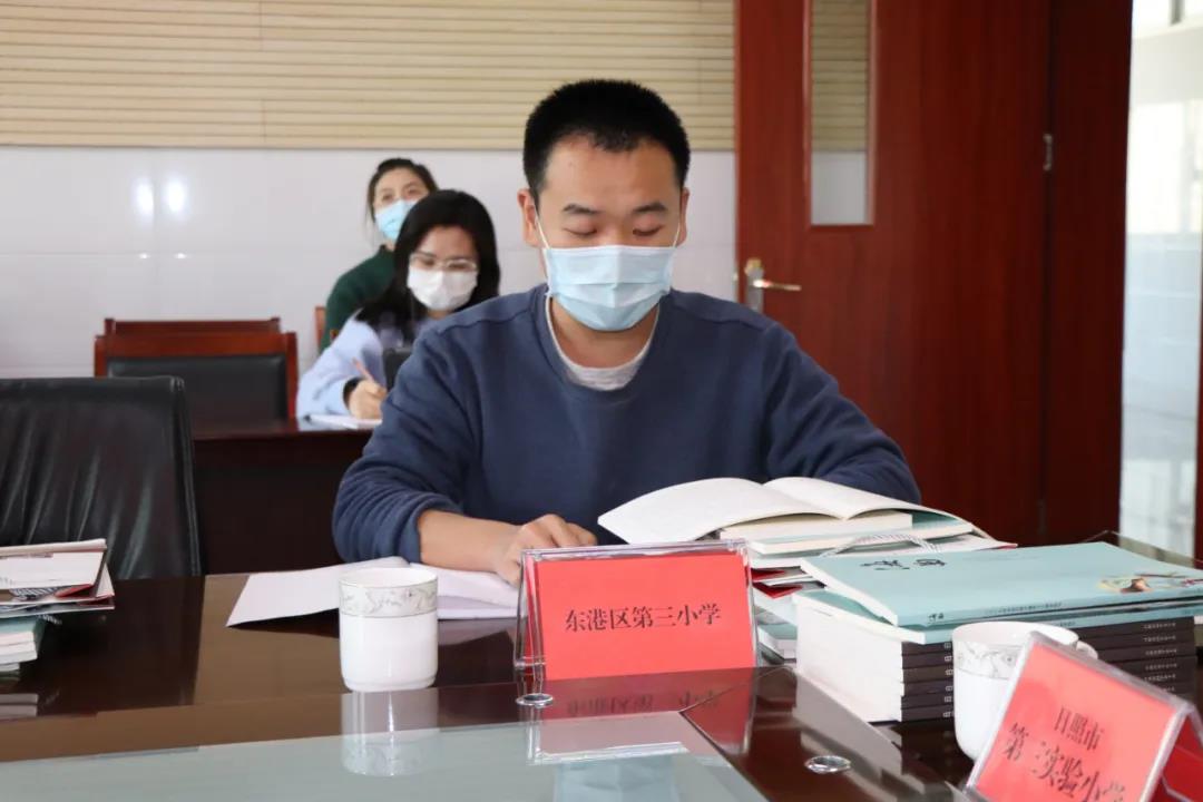 「东港区」东港区诗教单位座谈会在日照市第三实验小学举行