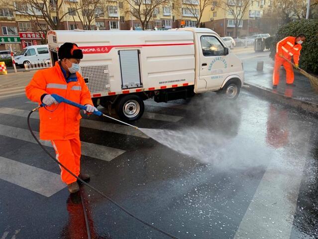 『降尘』“防疫有我、爱卫同行” 市北环卫启动道路冲刷降尘治理