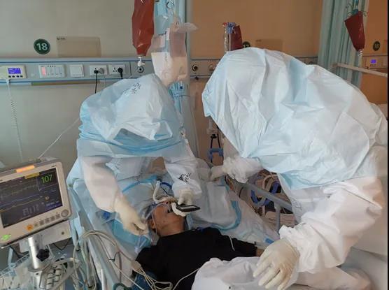 个人奖■山东唯一 青大附院医生张孝田入围“中国青年五四奖章”抗疫类个人奖