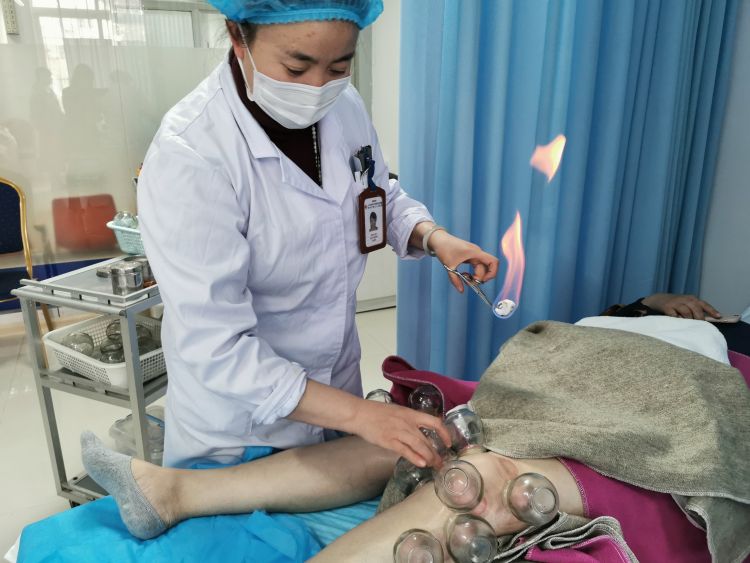 国医■山东青岛中西医结合医院国医门诊在大尧三路开诊