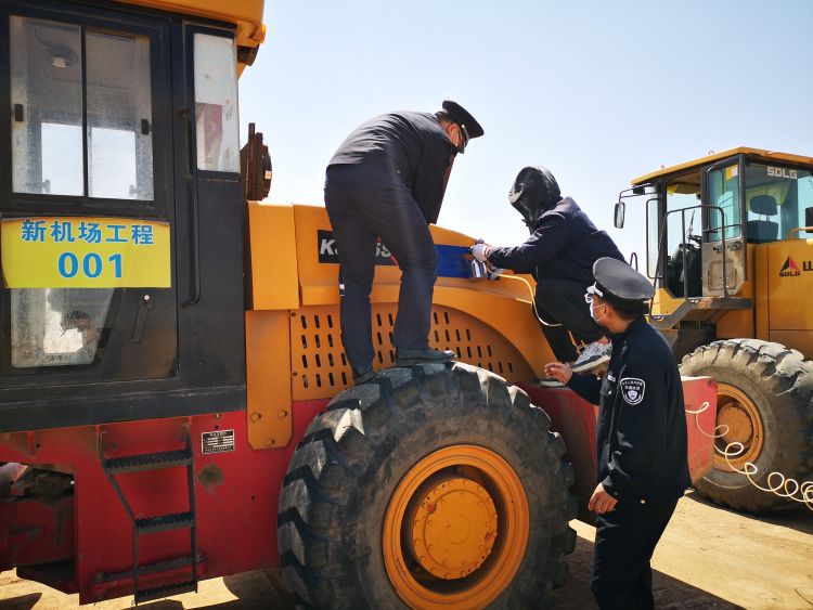 『市北』助力重点项目“加速度” 青岛市北生态环境部门跨区域送“环保身份证”