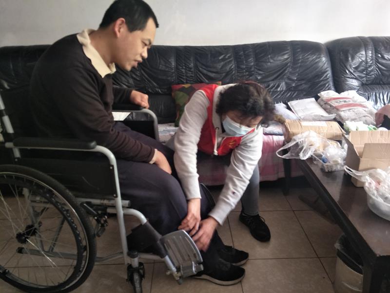 『』心理疏导志愿服务 为残疾人、老年人送“阳光”