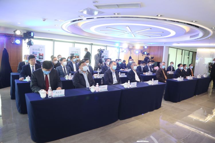 『揭牌』青岛市首家由律师事务所发起设立的 文康公益慈善基金会正式揭牌