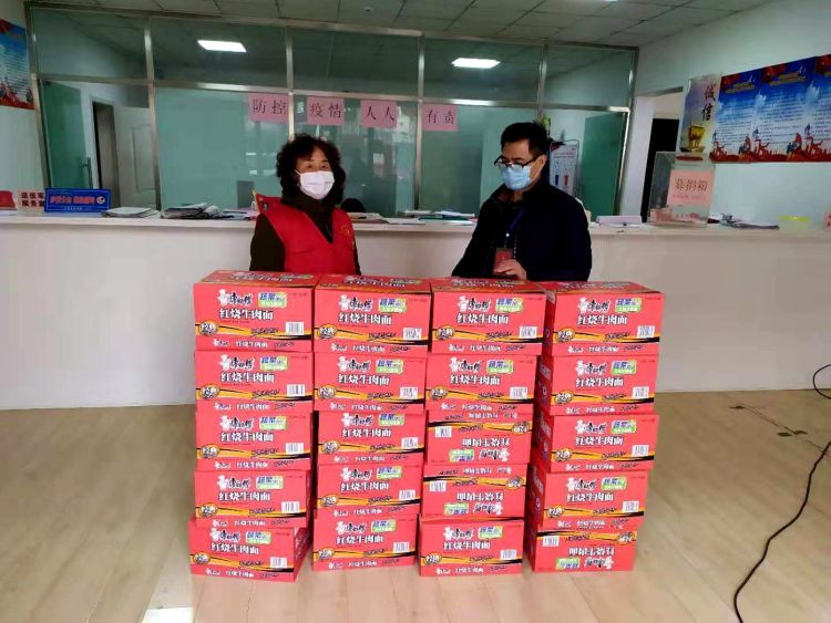 「72」李沧区北山社区72岁鲍秀兰：身患癌症“重生”后 坚守疫情防控岗位90多天