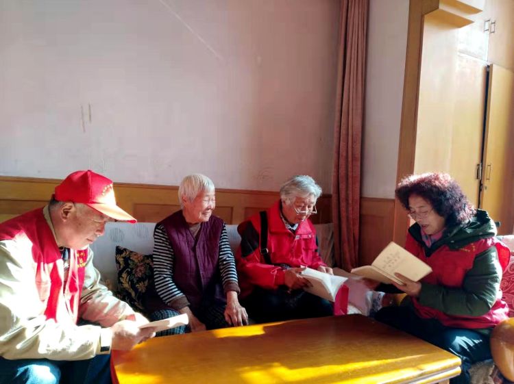 「72」李沧区北山社区72岁鲍秀兰：身患癌症“重生”后 坚守疫情防控岗位90多天