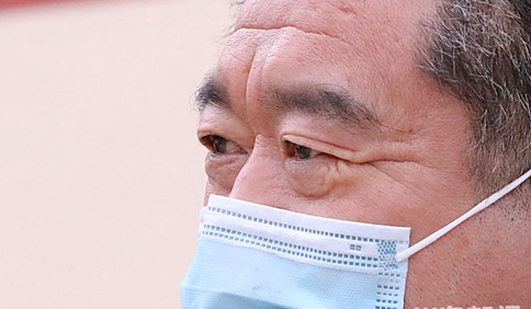 從青島走失一年的李成鳳回家了