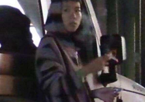 「」日本女星木村花自杀 窦靖童发声谈网络暴力：语言可以是危险的