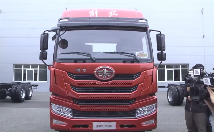 带货援青岛副市长直播带货援企 2020台卡车被抢购一空