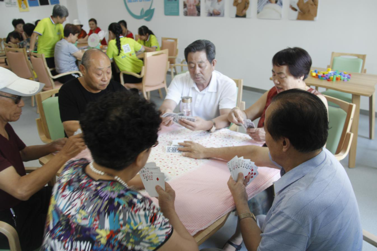 潮海即墨潮海街道：居民足不出户 即可享受贴心养老服务