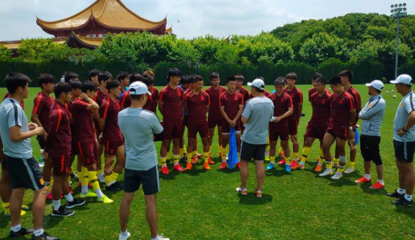 U19U19国青队6名队员因饮酒或被严惩 缺少自律毁了多少球员的前程？