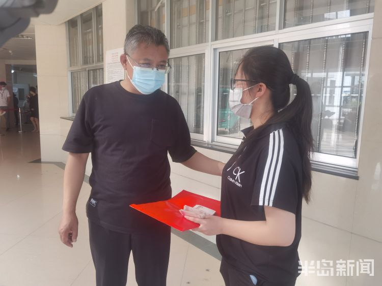 青大“平度大哥”脑疝状态已解除 将转至青大附院进一步治疗