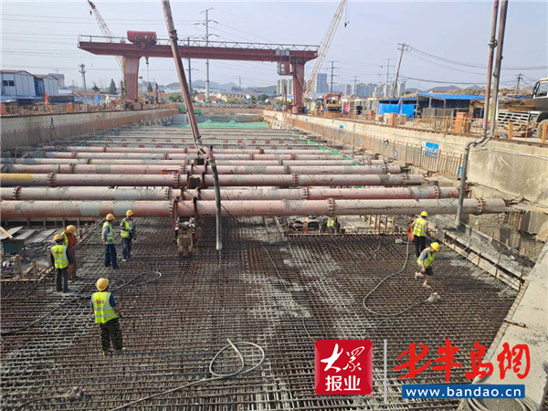 青岛地铁4号线最新进展：李家下庄站主体封顶