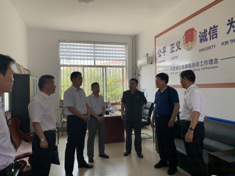 平度市青岛市司法局来平度市调研“大调解”工作进展、司法所基础建设等