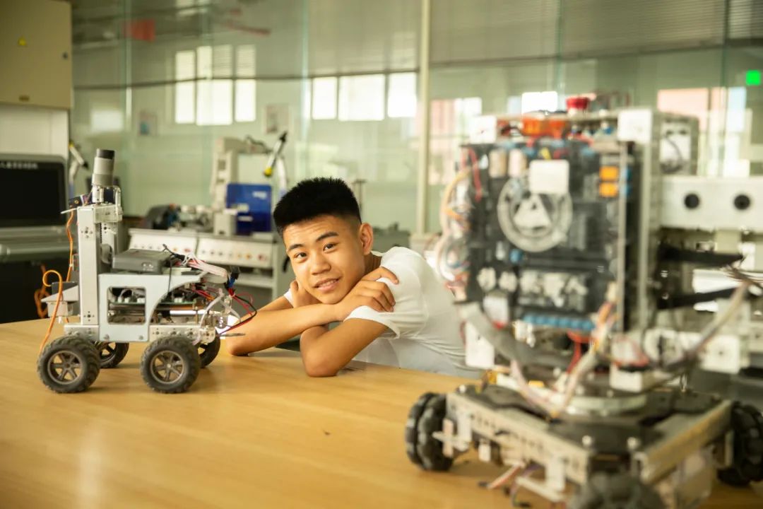 山东工业技师学院新生心语：我将在这里以技能为桨，扬帆起航