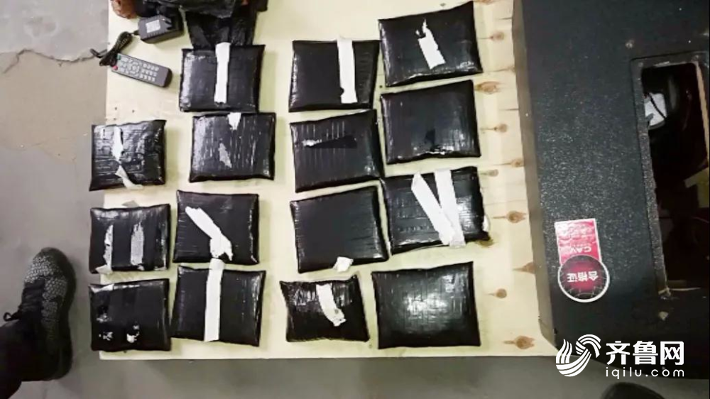 青岛“十公斤级”毒贩覆灭记：音箱内壁上藏冰毒 “取货仔”仅15岁