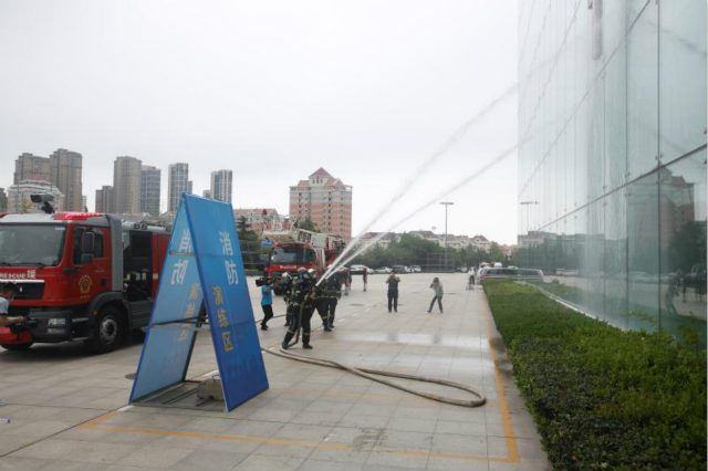 崂山崂山区消防参加青岛国际会展中心应急救援综合演练