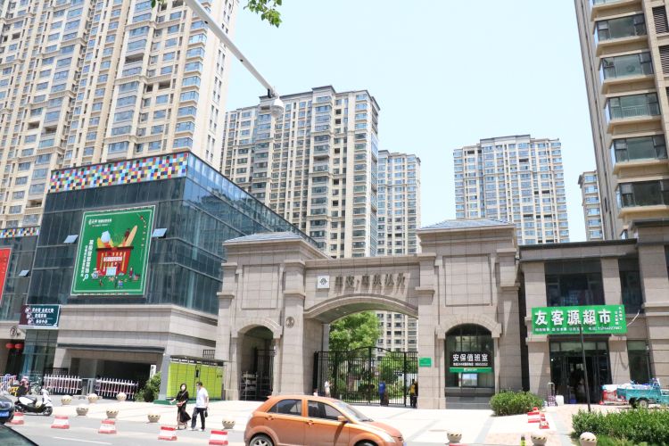 只卖车位不买不让车进小区？即墨中交·中央公元物业：去找开发商