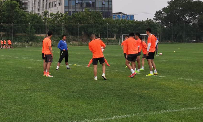 大考“春季大练兵”迎来大考 参加抽检的中能球员全部达标