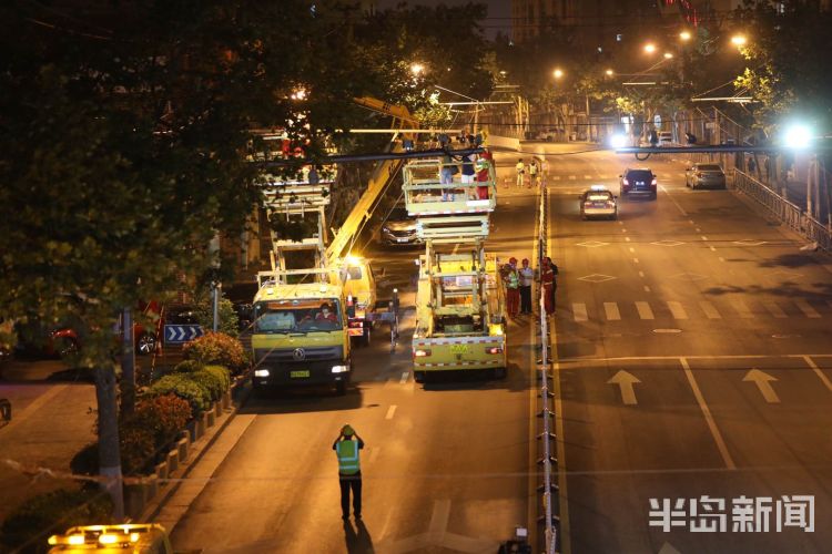 中山路中山路人行天桥正式开拆 胶州路至天津路段电车电缆入地