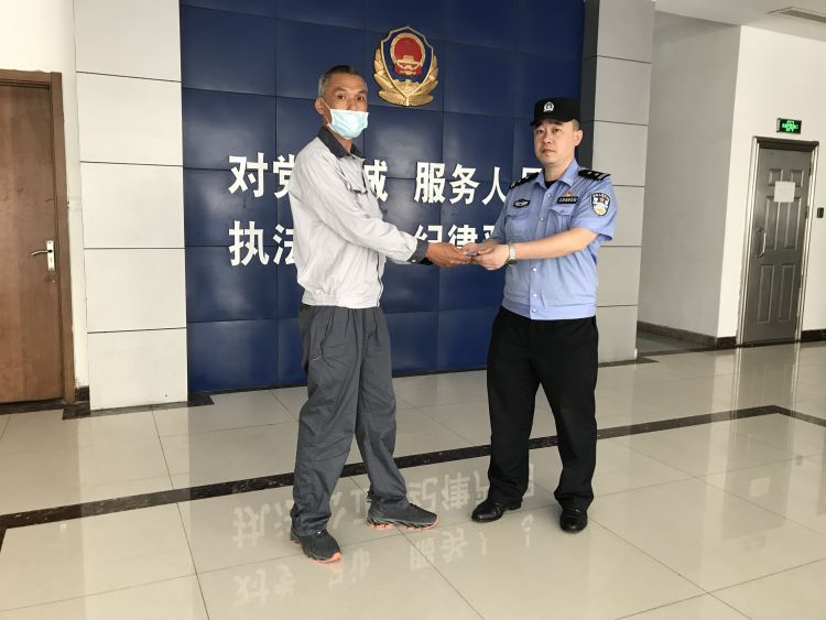 寻回市民手机不慎丢失 青岛水清沟派出所民警帮寻回