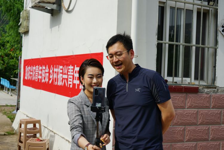 北宅青岛崂山区北宅街道：推介农产品 打起线上“突围战”