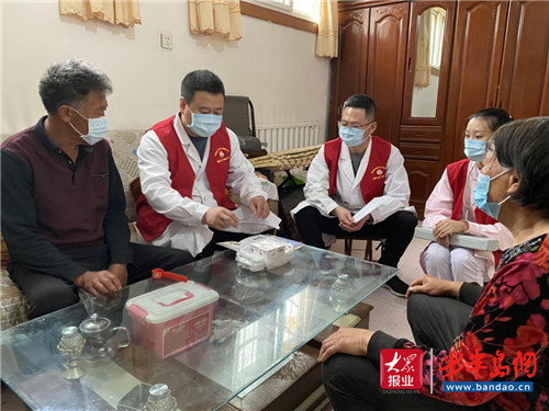 莱西：健康知识进村入户 健康扶贫情暖人心